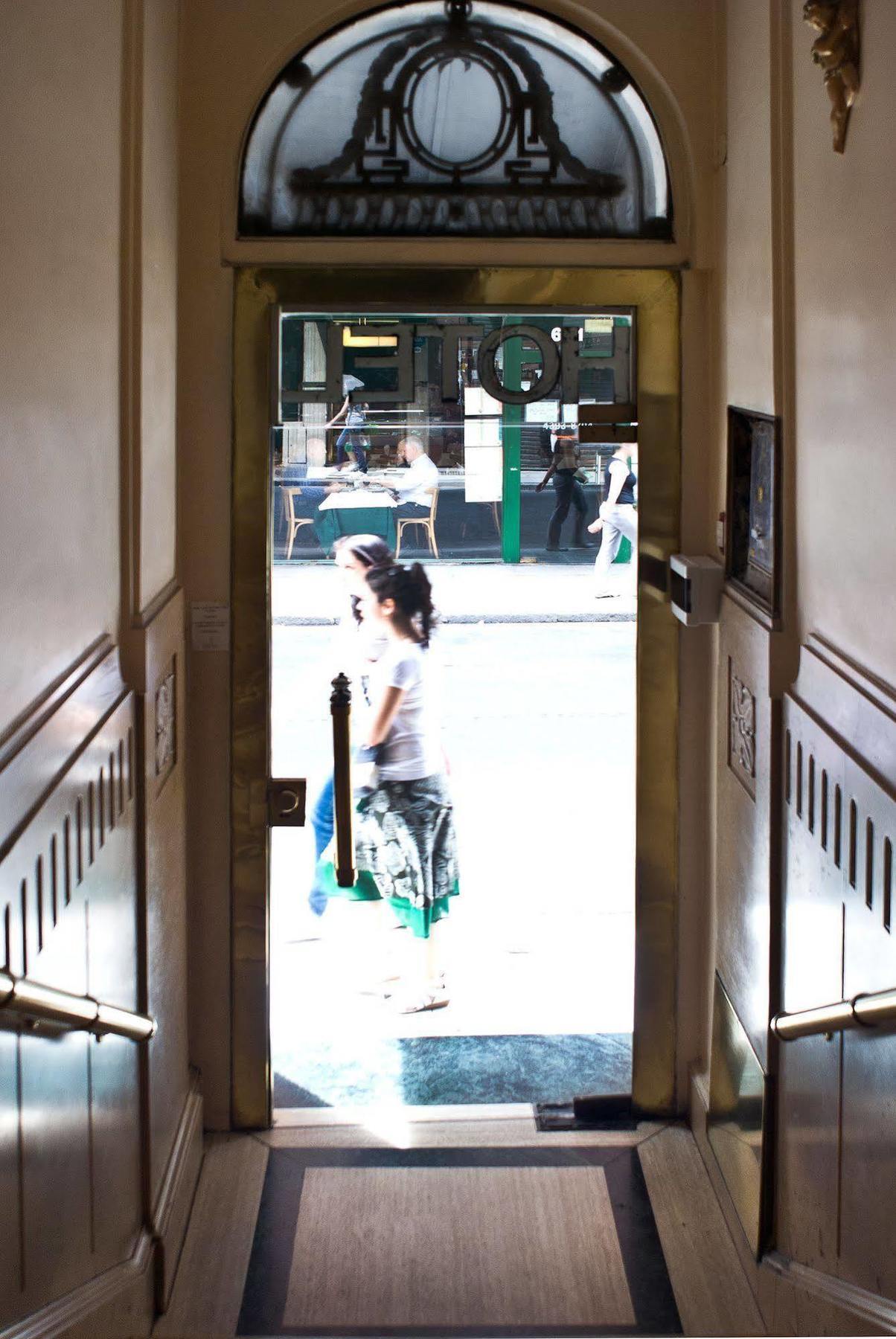 Hotel Frossard บัวโนสไอเรส ภายนอก รูปภาพ